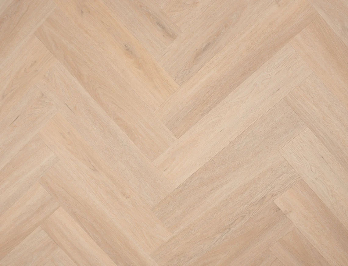 Porthcurno Oak – 6.5mm Click Vinyl Herringbone LVT