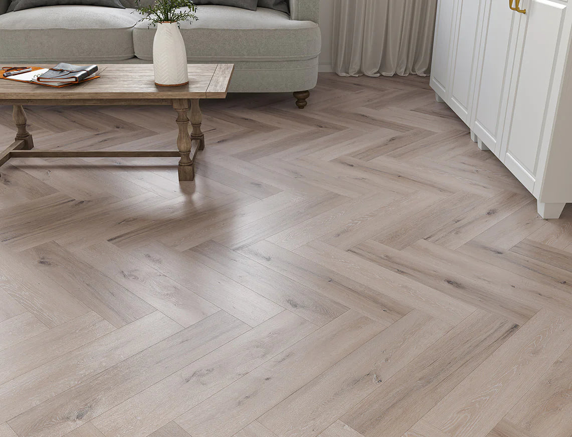 Studland Oak – 5mm Click Vinyl Herringbone LVT