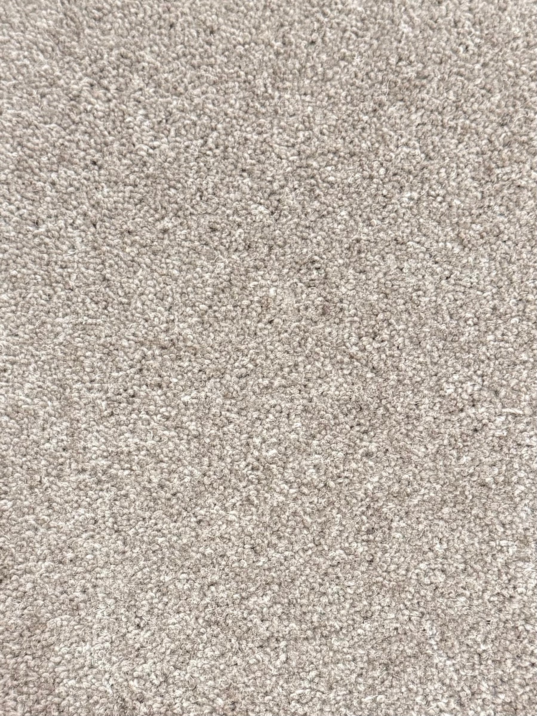 Cormar Pembroke – Toasted Almond