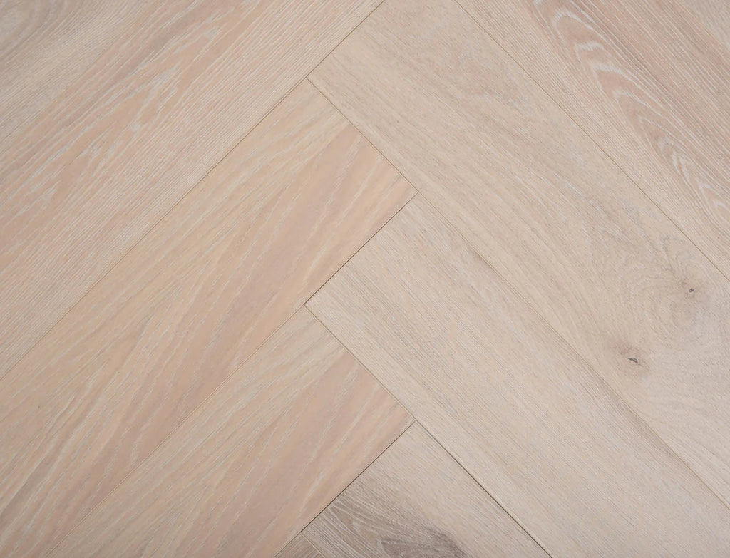 Luskentyre Oak – 8mm 3D Click Vinyl Herringbone LVT