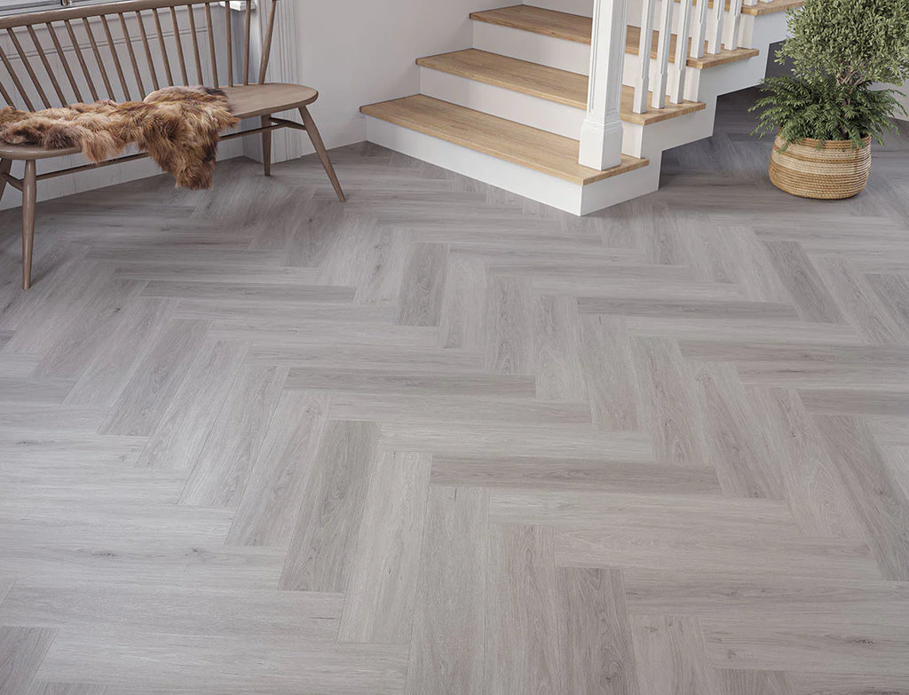 Kynance Oak – 6.5mm Click Vinyl Herringbone LVT