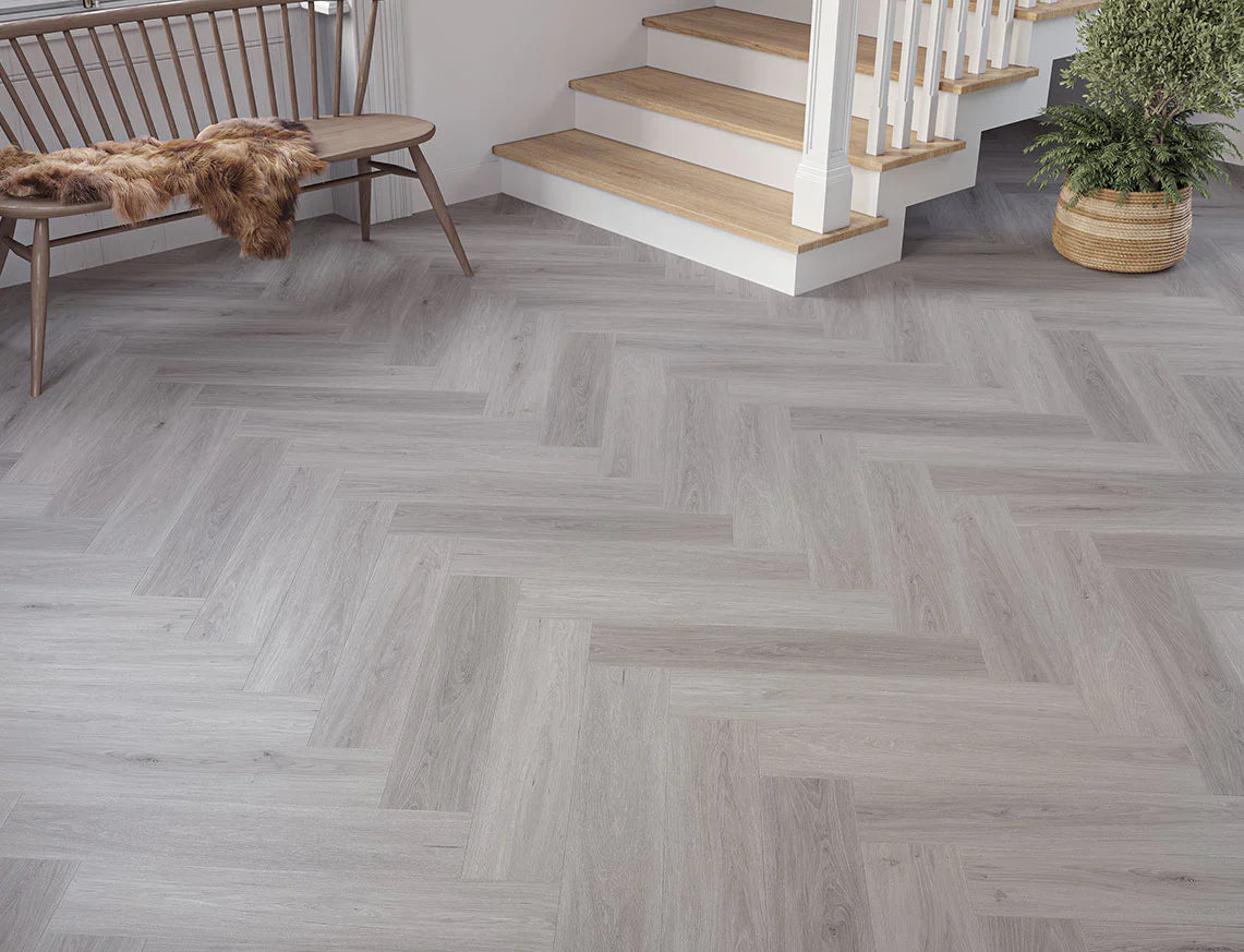 Kynance Oak – 6.5mm Click Vinyl Herringbone LVT